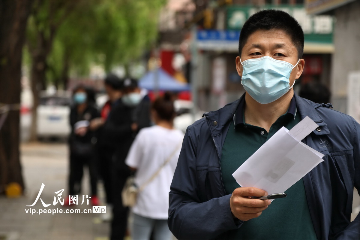 6月3日，牡丹江市在全市各社区开展居民免费核酸检测，通过核酸检测，可以进一步摸清无症状感染者底数，有效管控新冠肺炎疫情。